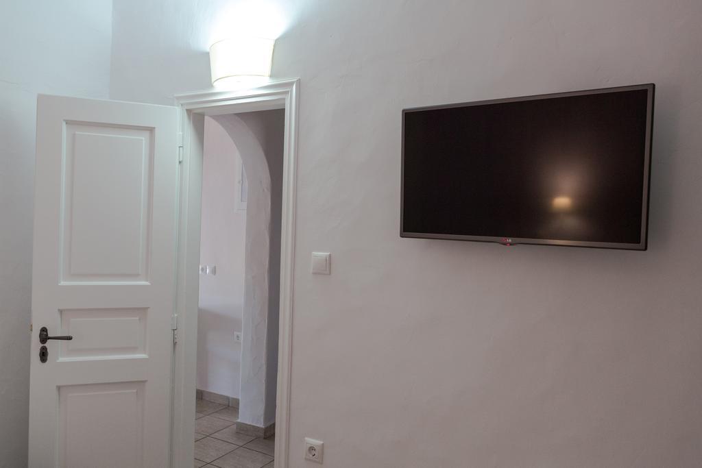 Arpistis Apartments Koufonisia Exterior photo
